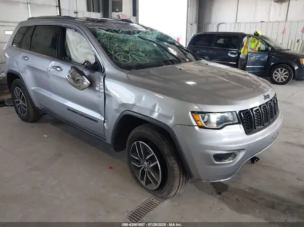 1C4RJEBG5HC677065 2017 JEEP GRAND CHEROKEE - Image 1