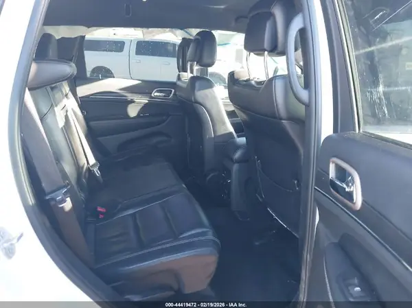 1C4RJEBG5HC756946 2017 JEEP GRAND CHEROKEE - Image 8