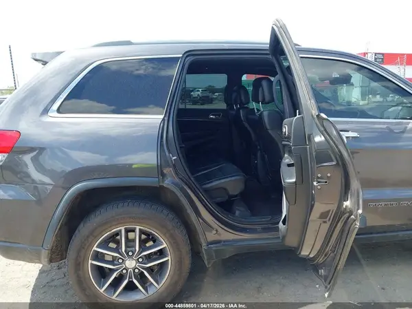 1C4RJEBG5HC765338 2017 JEEP GRAND CHEROKEE - Image 8