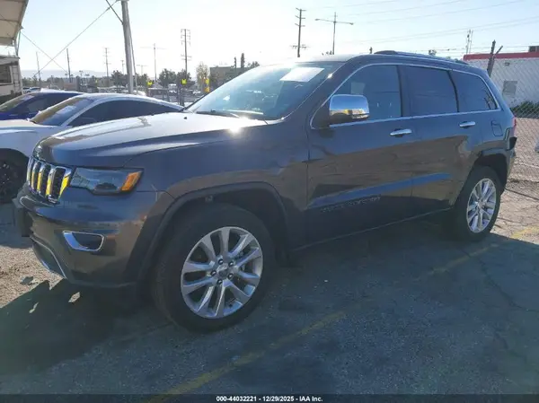 1C4RJEBG5HC813663 2017 JEEP GRAND CHEROKEE - Image 2