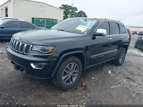 1C4RJEBG5HC943264 2017 JEEP GRAND CHEROKEE - Image 2