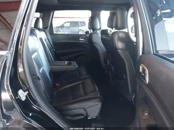 1C4RJEBG5HC949999 2017 JEEP GRAND CHEROKEE - Image 8