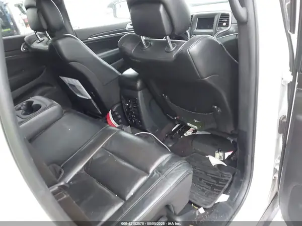 1C4RJEBG5JC221735 2018 JEEP GRAND CHEROKEE - Image 8
