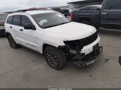 1C4RJEBG5JC392291 2018 JEEP GRAND CHEROKEE