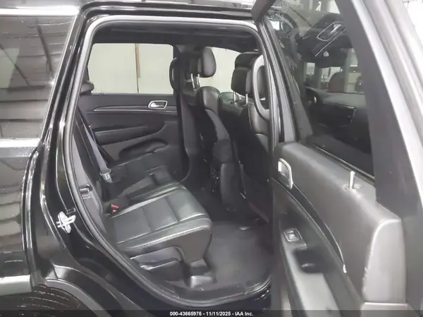 1C4RJEBG5KC762978 2019 JEEP GRAND CHEROKEE - Image 8