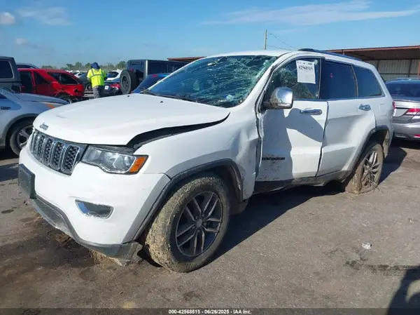 1C4RJEBG6HC960235 2017 JEEP GRAND CHEROKEE - Image 2