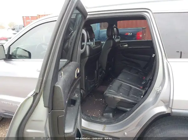 1C4RJEBG7GC358300 2016 JEEP GRAND CHEROKEE - Image 8