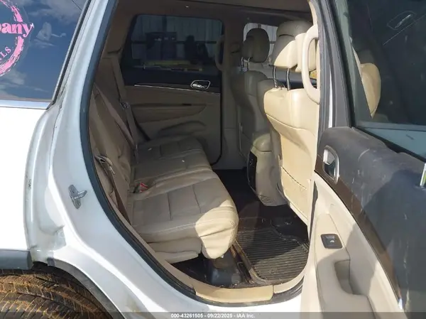 1C4RJEBG7HC641975 2017 JEEP GRAND CHEROKEE - Image 8