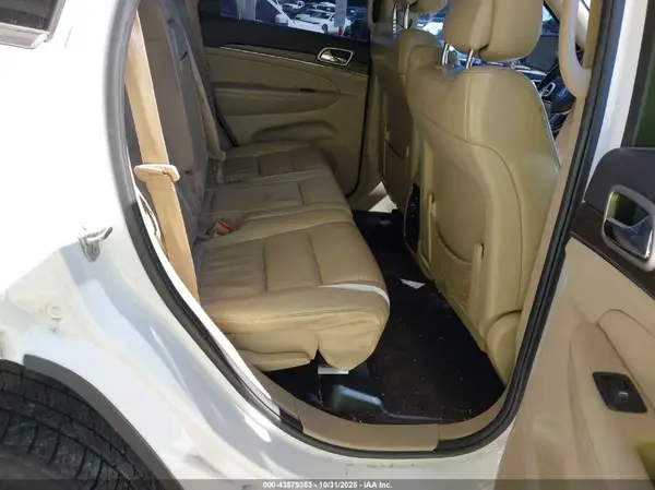 1C4RJEBG7HC779273 2017 JEEP GRAND CHEROKEE - Image 8