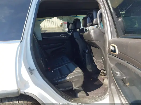 1C4RJEBG7HC798194 2017 JEEP GRAND CHEROKEE - Image 8