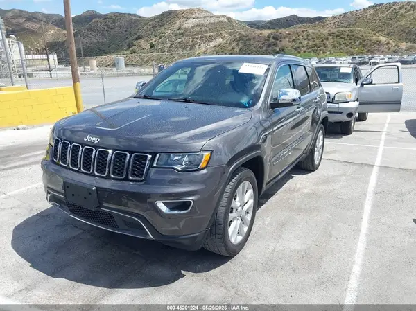 1C4RJEBG7HC813535 2017 JEEP GRAND CHEROKEE - Image 2