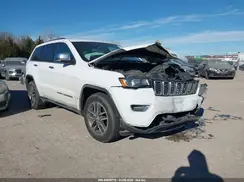 1C4RJEBG7HC837608 2017 JEEP GRAND CHEROKEE