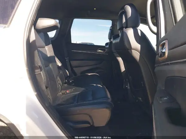 1C4RJEBG7HC837608 2017 JEEP GRAND CHEROKEE - Image 8