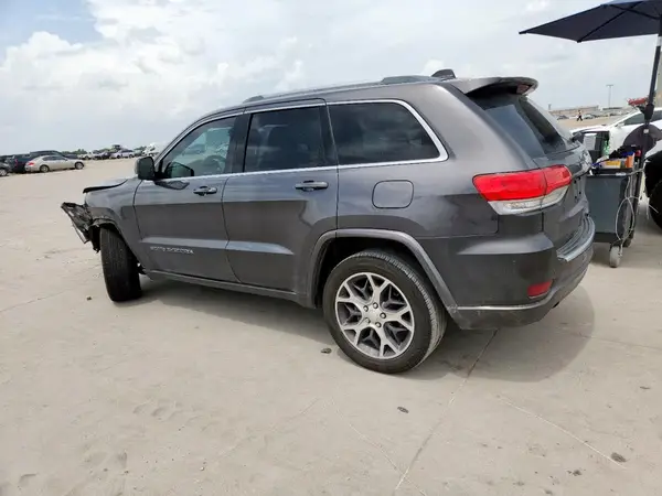 1C4RJEBG7JC239069 2018 JEEP GRAND CHEROKEE - Image 2