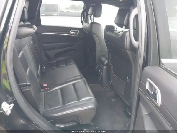 1C4RJEBG7JC246667 2018 JEEP GRAND CHEROKEE - Image 8