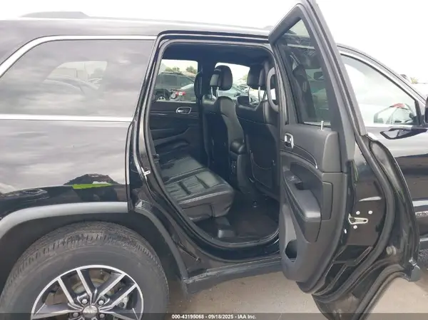 1C4RJEBG7JC289101 2018 JEEP GRAND CHEROKEE - Image 8