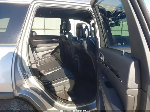 1C4RJEBG8HC925728 2017 JEEP GRAND CHEROKEE - Image 8