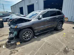 1C4RJEBG8JC131608 2018 JEEP GRAND CHEROKEE