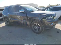1C4RJEBG8JC153723 2018 JEEP GRAND CHEROKEE