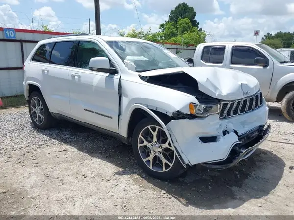 1C4RJEBG8JC339908 2018 JEEP GRAND CHEROKEE - Image 1