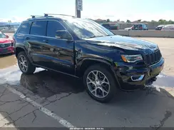 1C4RJEBG8JC369877 2018 JEEP GRAND CHEROKEE