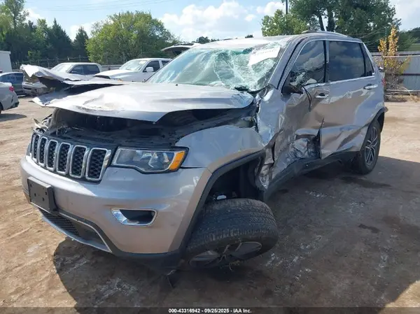 1C4RJEBG8KC656881 2019 JEEP GRAND CHEROKEE - Image 2