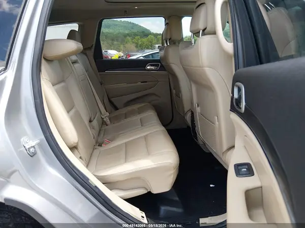 1C4RJEBG8KC797479 2019 JEEP GRAND CHEROKEE - Image 8