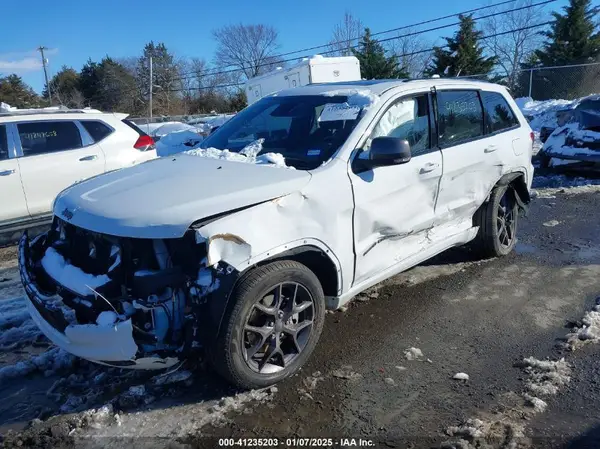 1C4RJEBG8MC784556 2021 JEEP GRAND CHEROKEE - Image 2
