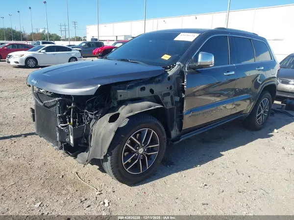 1C4RJEBG9HC916049 2017 JEEP GRAND CHEROKEE - Image 2