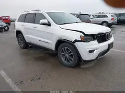 1C4RJEBG9JC130967 2018 JEEP GRAND CHEROKEE