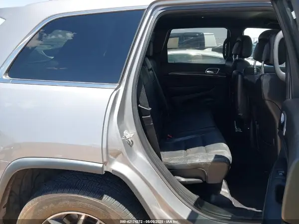 1C4RJEBG9JC369953 2018 JEEP GRAND CHEROKEE - Image 8