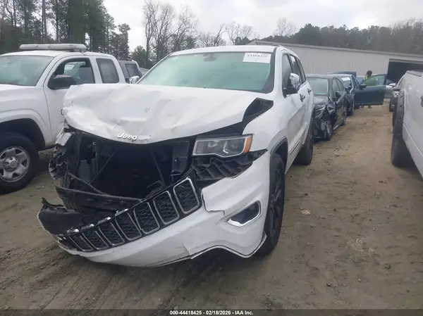 1C4RJEBG9JC402790 2018 JEEP GRAND CHEROKEE - Image 2