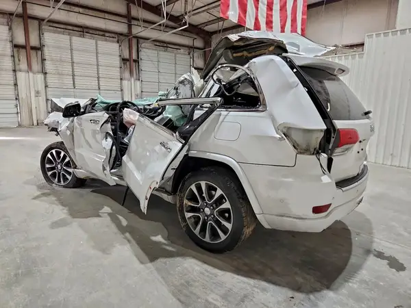 1C4RJECG1HC609361 2017 JEEP GRAND CHEROKEE - Image 2