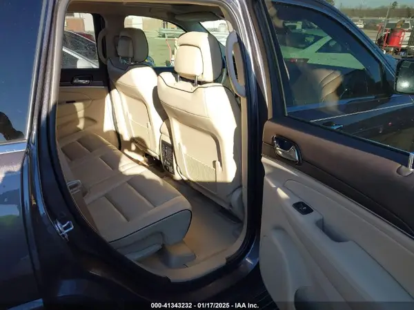 1C4RJECG1KC752415 2019 JEEP GRAND CHEROKEE - Image 8