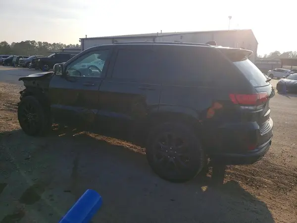 1C4RJECG2JC260992 2018 JEEP GRAND CHEROKEE - Image 2