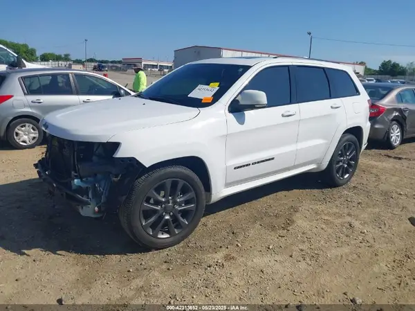 1C4RJECG2JC472095 2018 JEEP GRAND CHEROKEE - Image 2