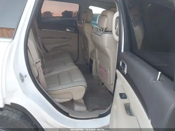 1C4RJECG4HC731793 2017 JEEP GRAND CHEROKEE - Image 8