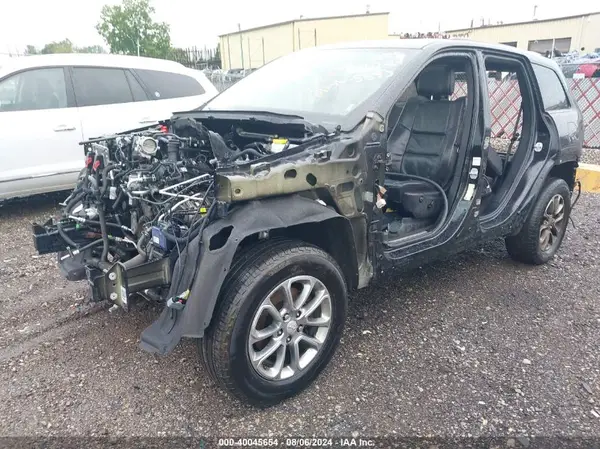 1C4RJECG7JC275553 2018 JEEP GRAND CHEROKEE - Image 2