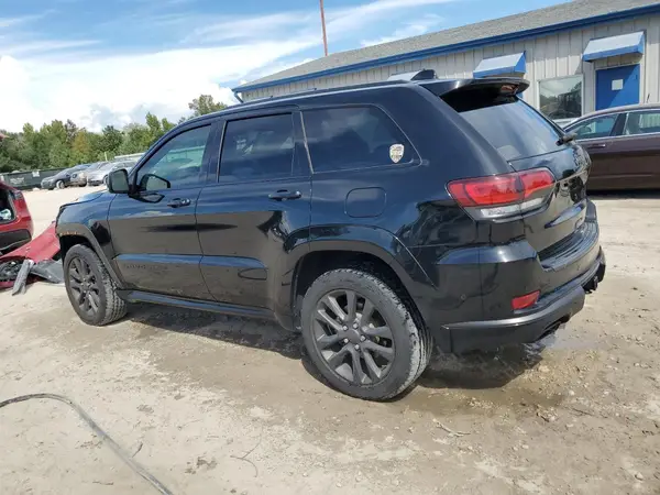 1C4RJECG8JC304560 2018 JEEP GRAND CHEROKEE - Image 2