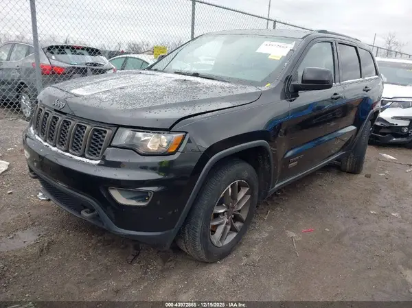 1C4RJFAG0GC427089 2016 JEEP GRAND CHEROKEE - Image 2