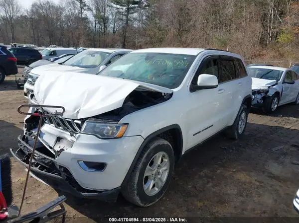 1C4RJFAG0HC620781 2017 JEEP GRAND CHEROKEE - Image 2