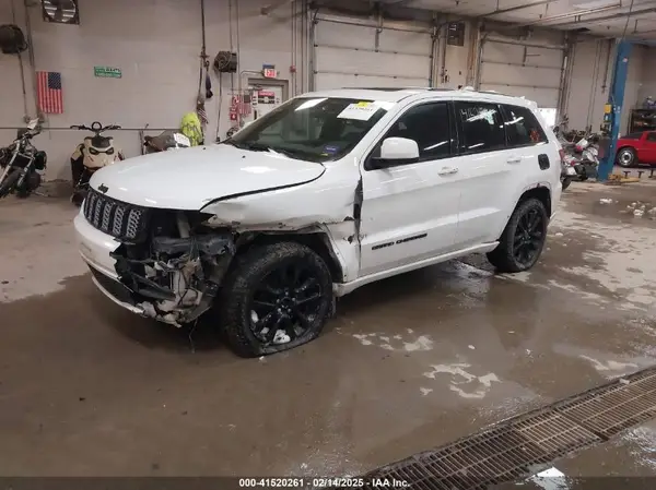 1C4RJFAG0HC704406 2017 JEEP GRAND CHEROKEE - Image 2