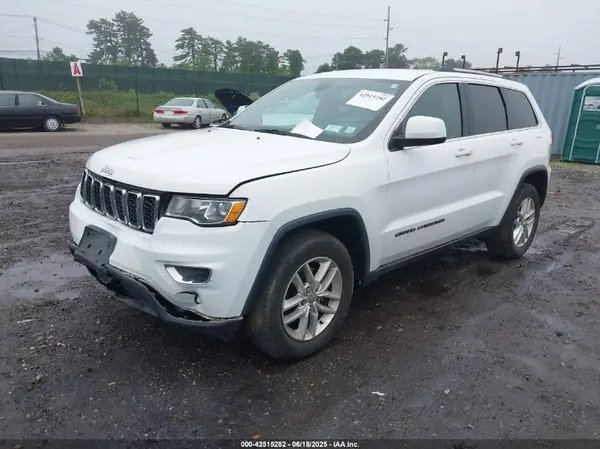 1C4RJFAG0HC728107 2017 JEEP GRAND CHEROKEE - Image 2