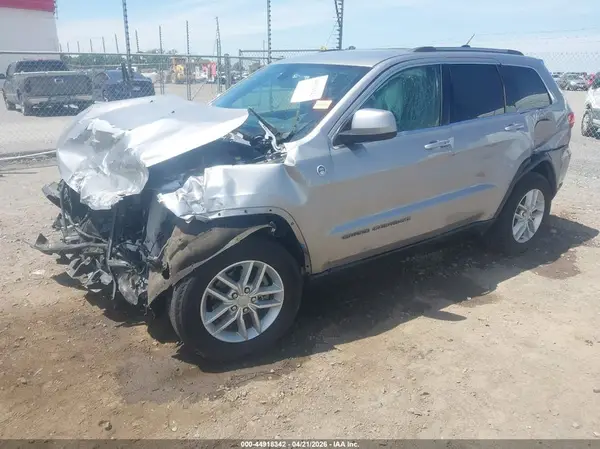 1C4RJFAG0HC735865 2017 JEEP GRAND CHEROKEE - Image 2