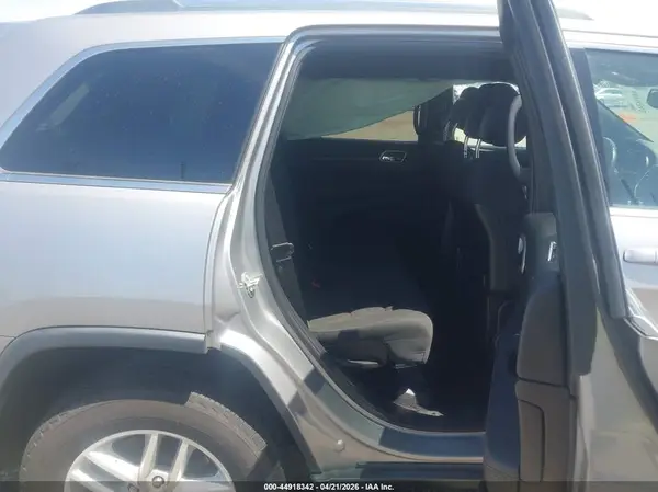 1C4RJFAG0HC735865 2017 JEEP GRAND CHEROKEE - Image 8
