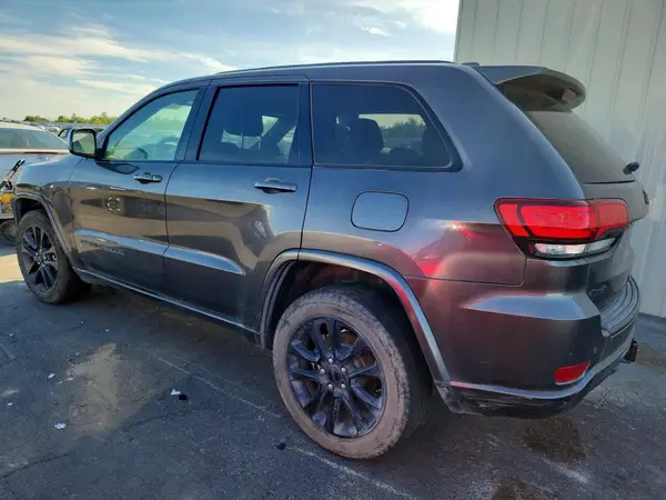 1C4RJFAG0HC875138 2017 JEEP GRAND CHEROKEE - Image 2