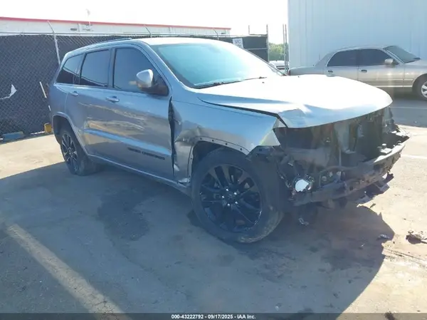 1C4RJFAG0HC910521 2017 JEEP GRAND CHEROKEE - Image 1