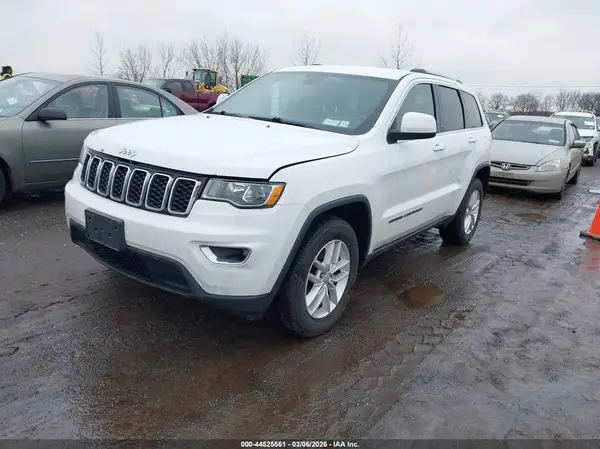 1C4RJFAG0HC963705 2017 JEEP GRAND CHEROKEE - Image 2