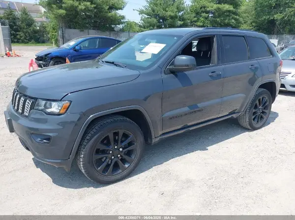 1C4RJFAG0JC155179 2018 JEEP GRAND CHEROKEE - Image 2
