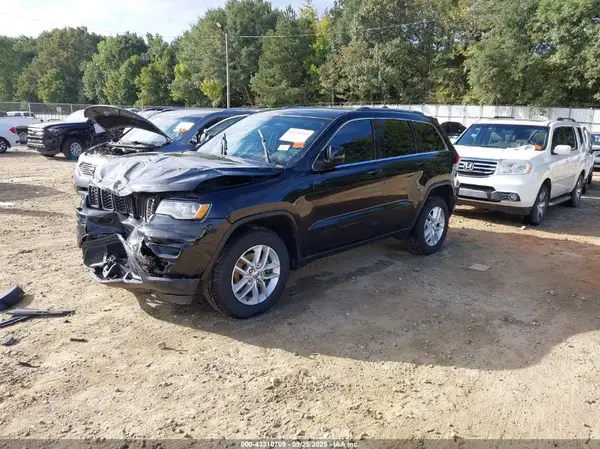 1C4RJFAG0JC163069 2018 JEEP GRAND CHEROKEE - Image 2